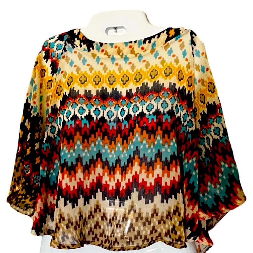 About a Girl Shirt Women’s Brown Geometric Bat Wing Top Blouse Size Large